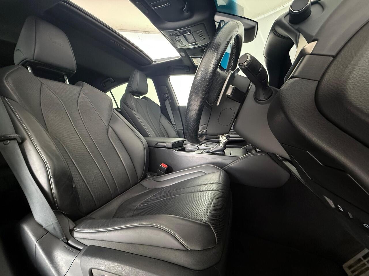 Lexus ES thumbnail Seat Front Passenger