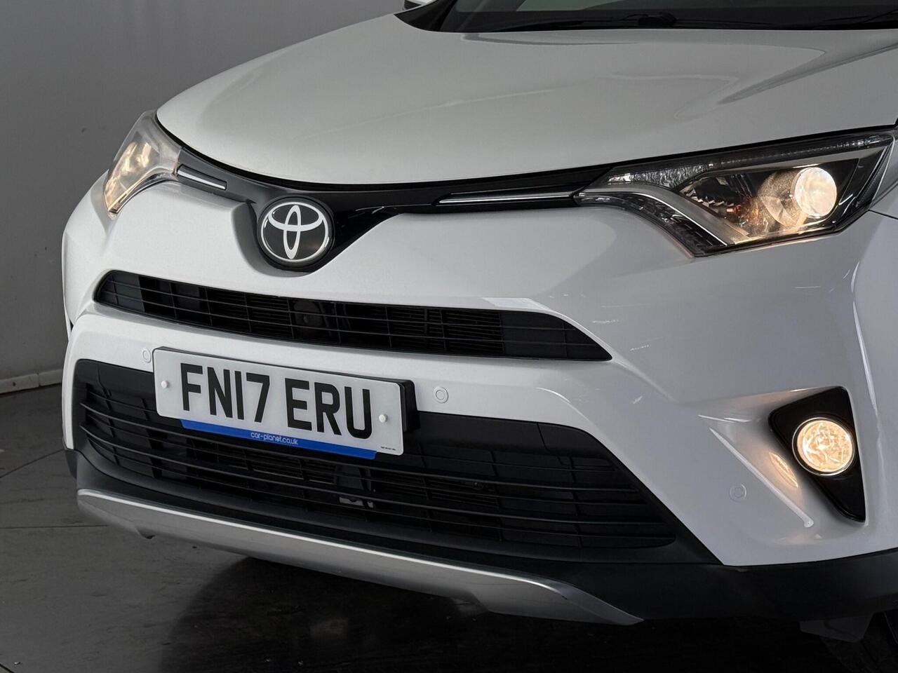 Toyota RAV4 thumbnail Inconclusive