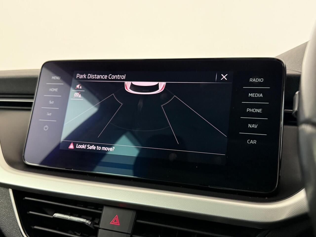 Skoda Kamiq thumbnail Infotainment System