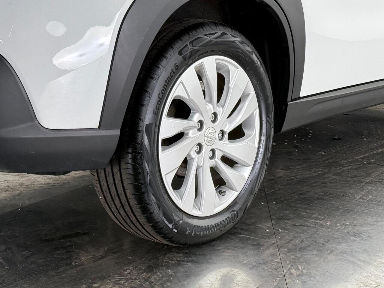 Suzuki S-Cross thumbnail Wheel