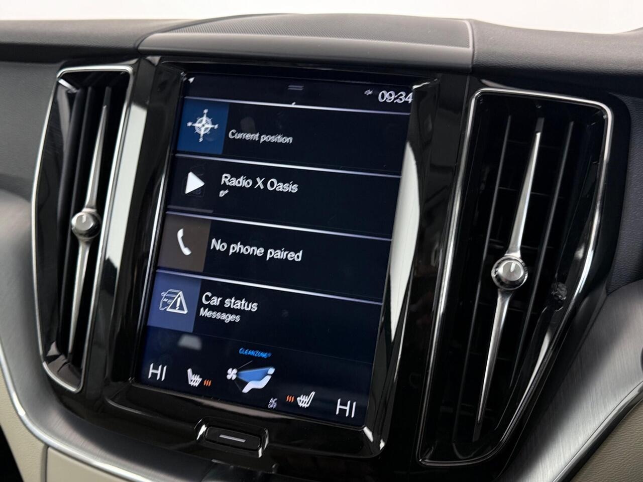 Volvo XC60 thumbnail Infotainment System