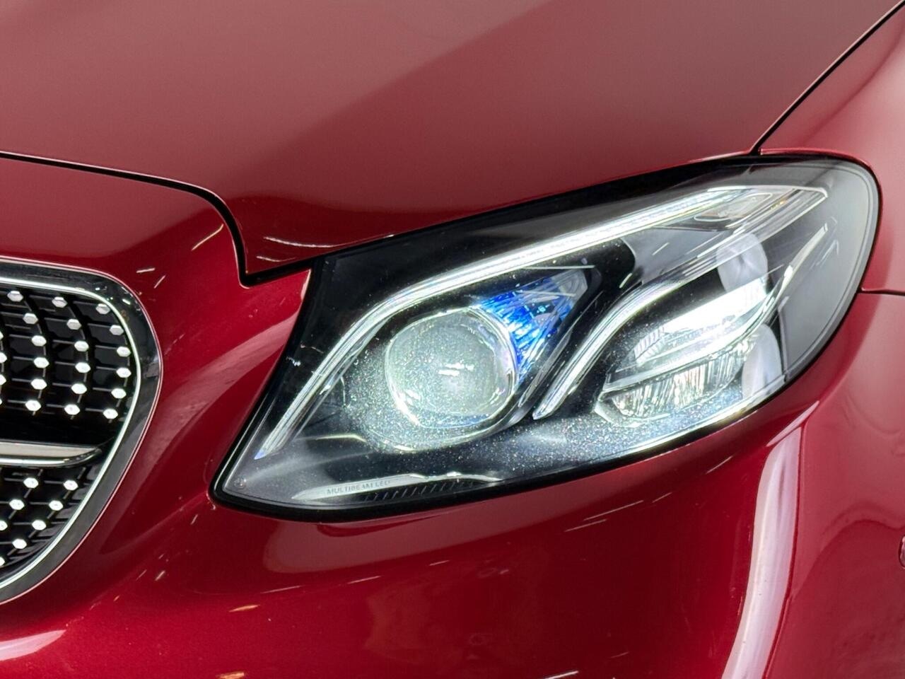 Mercedes-Benz E Class thumbnail Lights Front