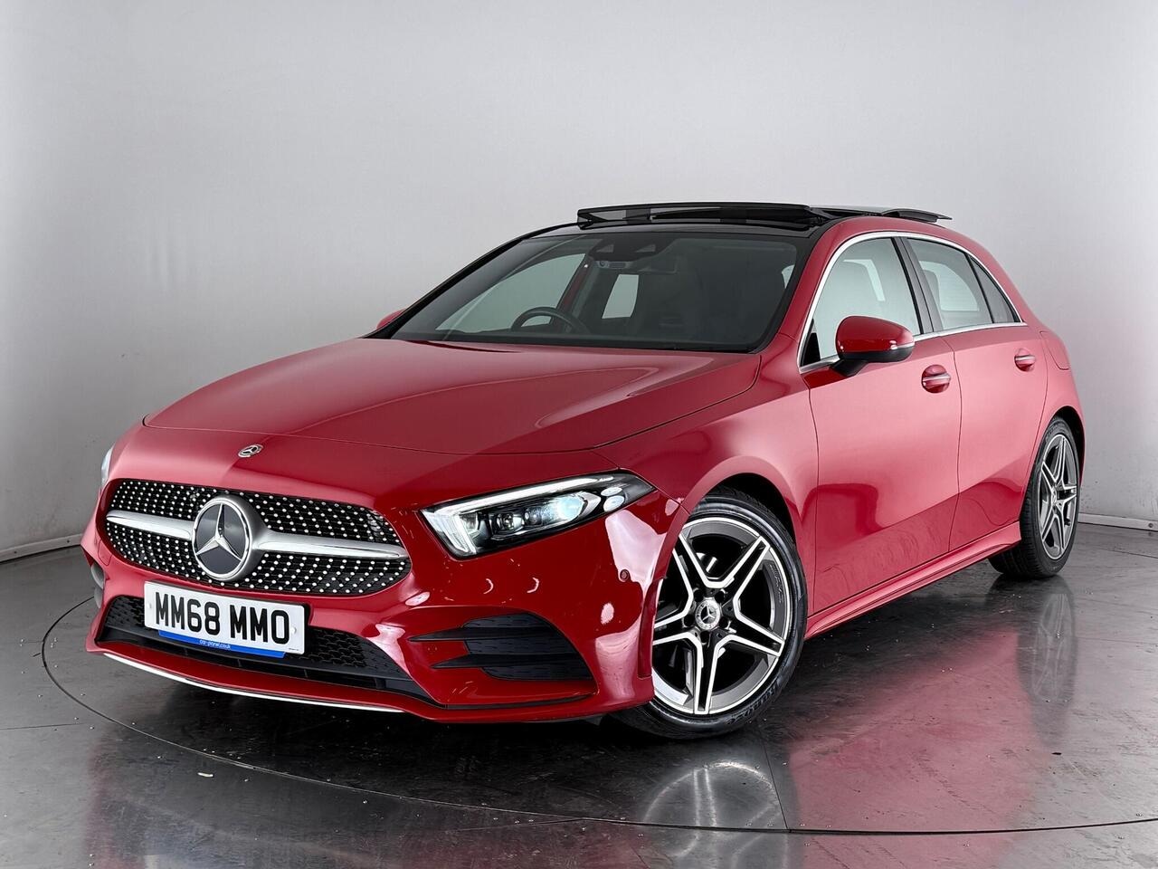 Mercedes-Benz A Class thumbnail Front Left