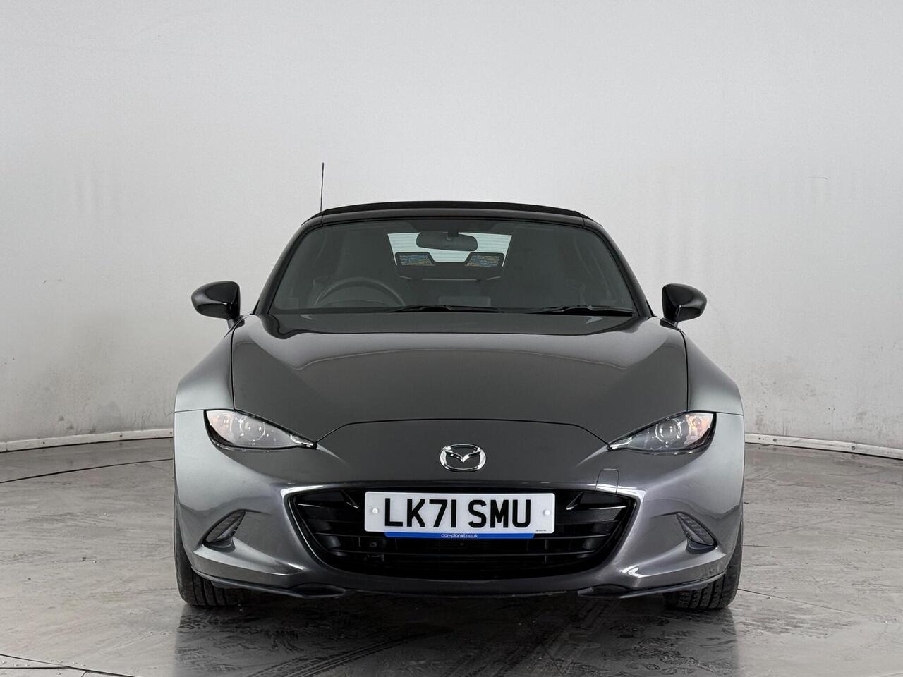 Mazda MX-5 thumbnail Front