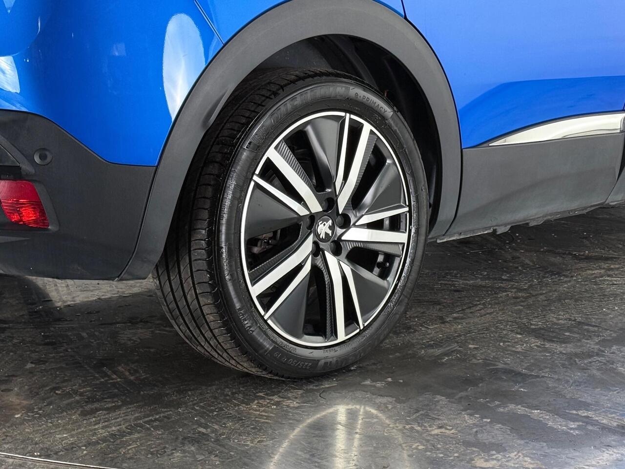 Peugeot 3008 thumbnail Wheel