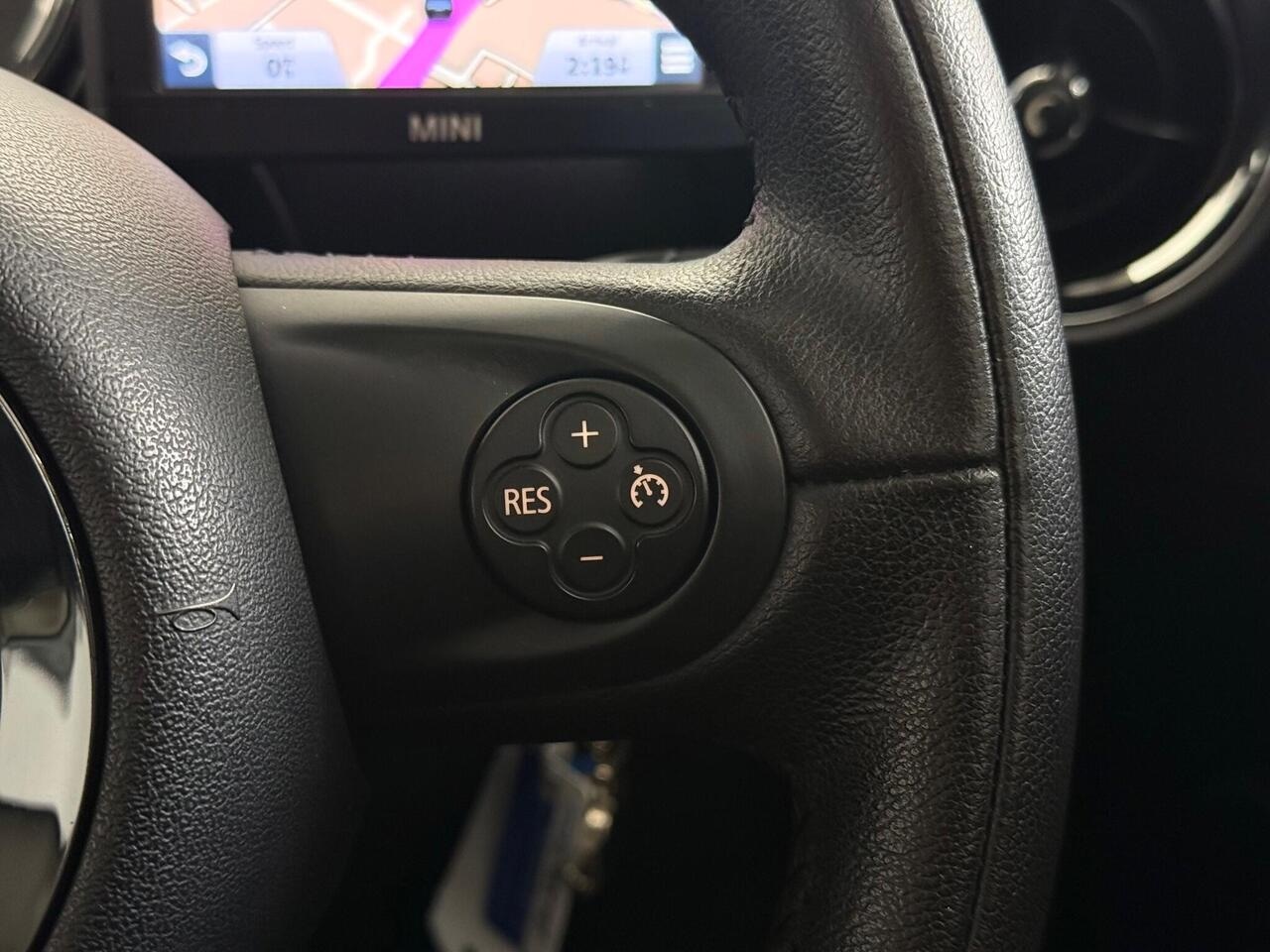 MINI Paceman thumbnail Misc Controls