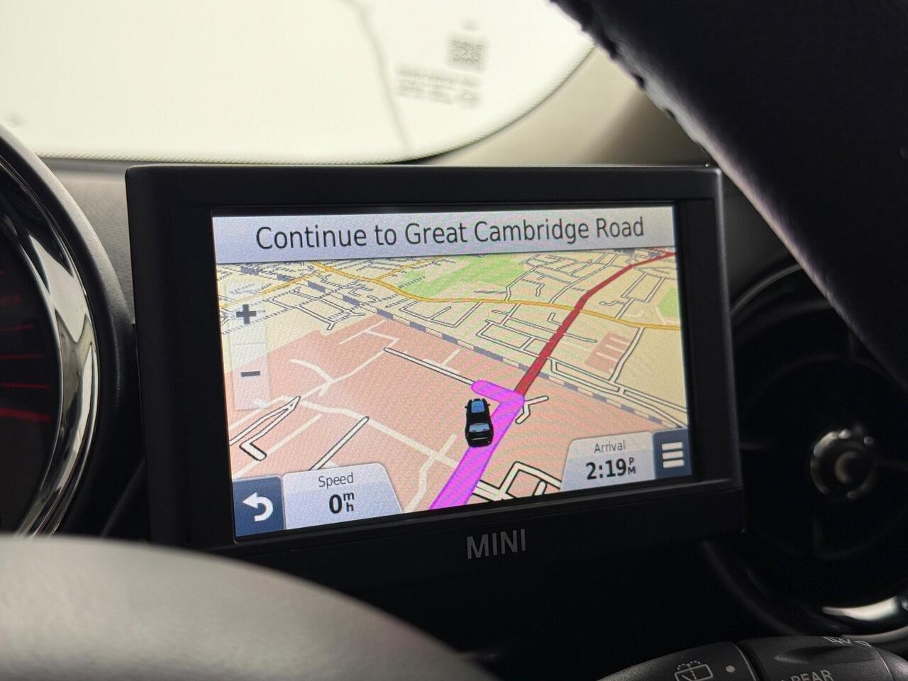 MINI Paceman thumbnail Infotainment System