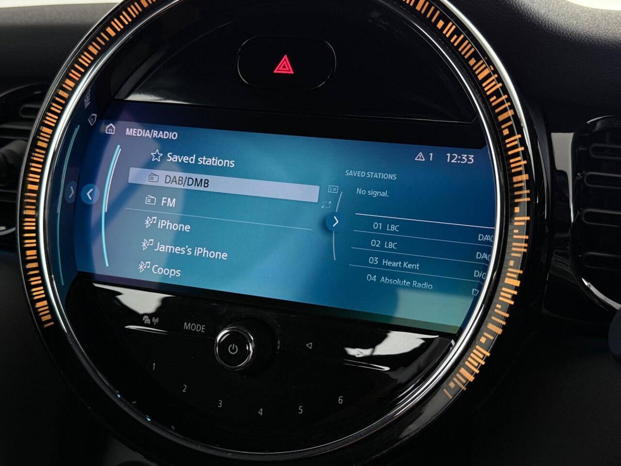 MINI Convertible thumbnail Infotainment System