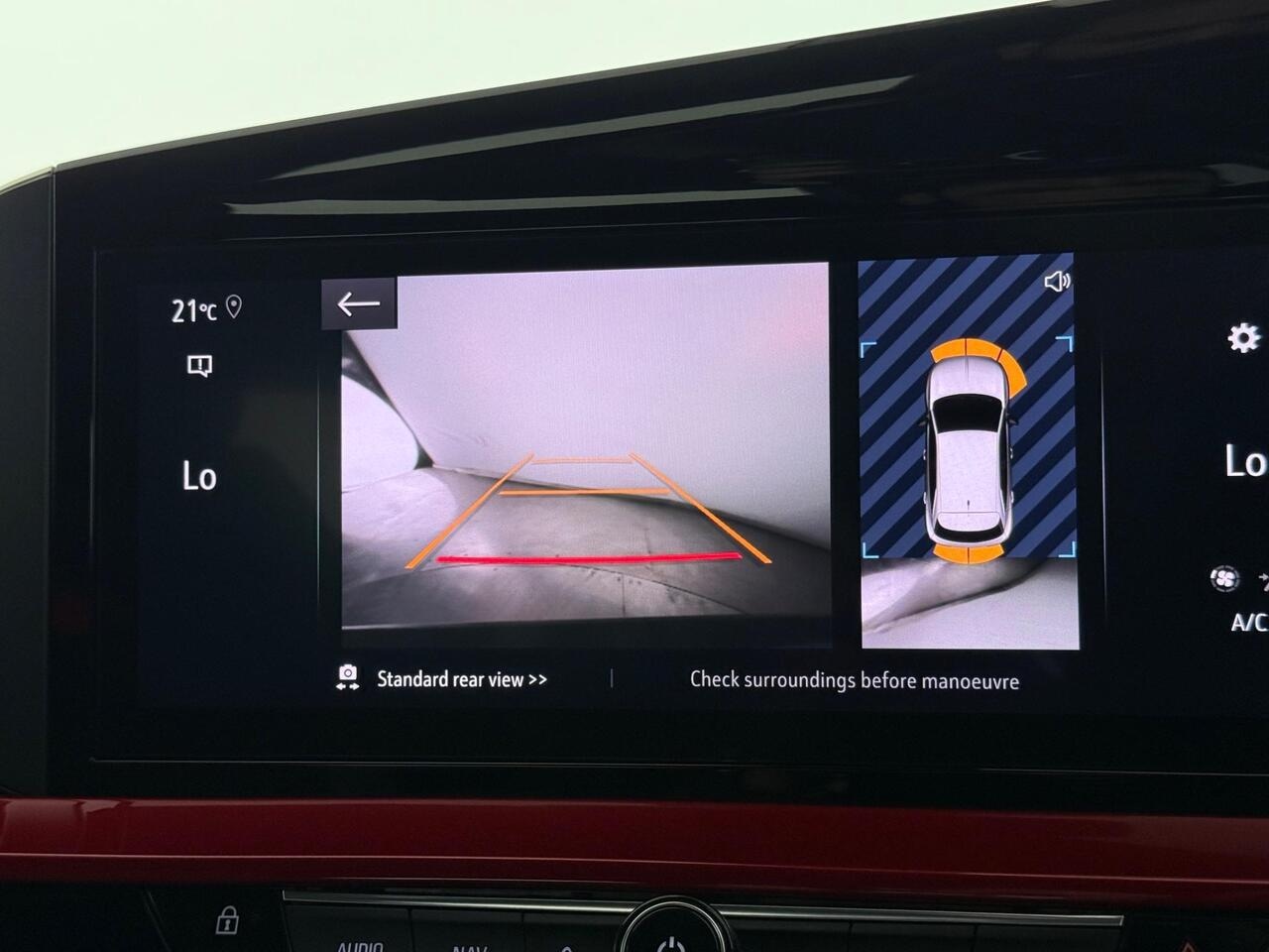 Vauxhall Mokka thumbnail Infotainment System