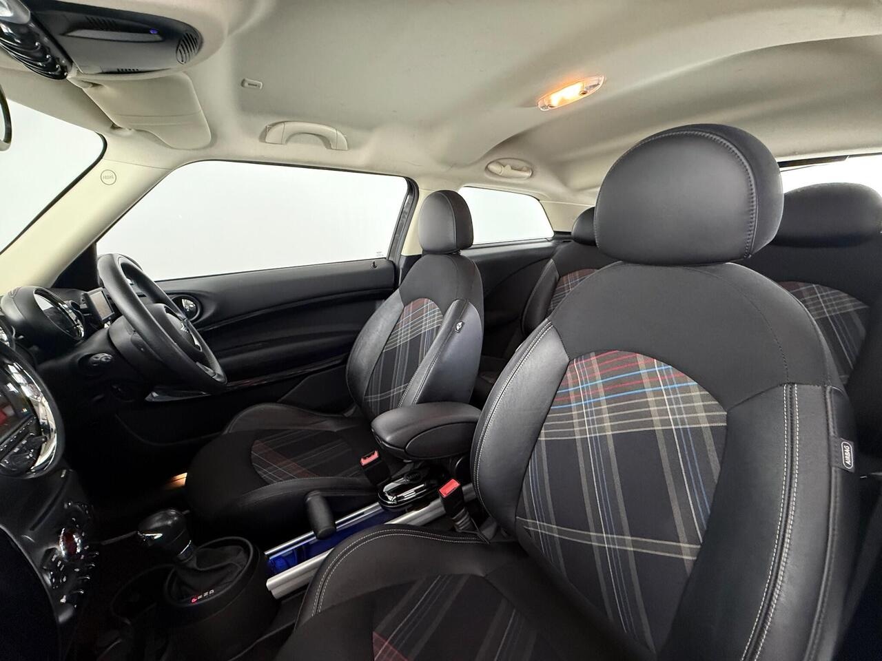 MINI Paceman thumbnail Seat Front Passenger