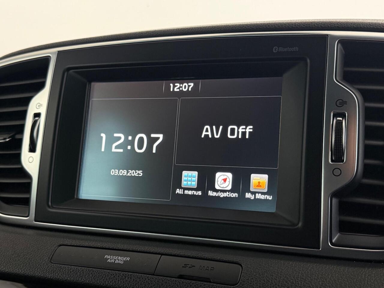 Kia Sportage thumbnail Infotainment System