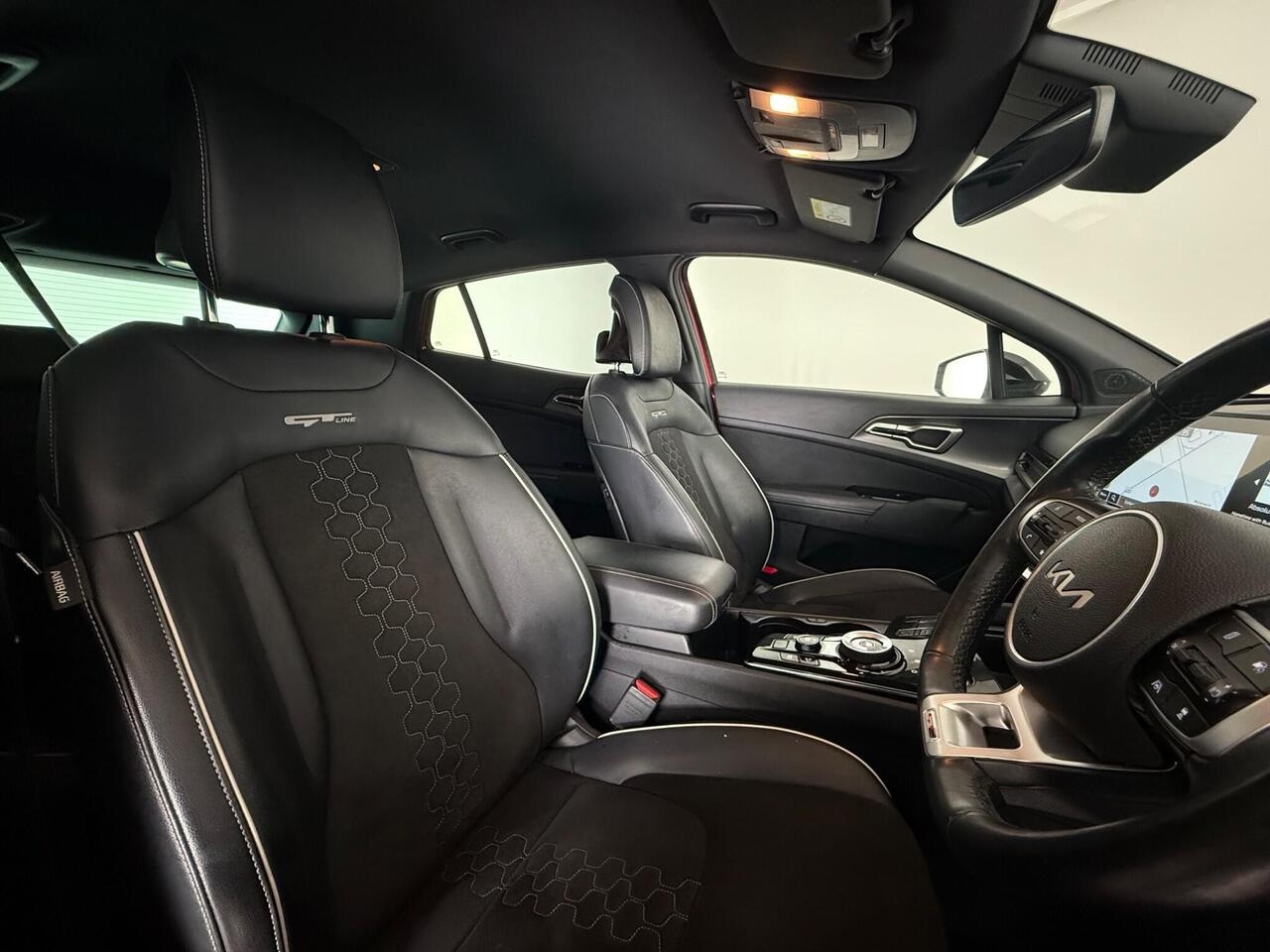Kia Sportage thumbnail Seat Driver