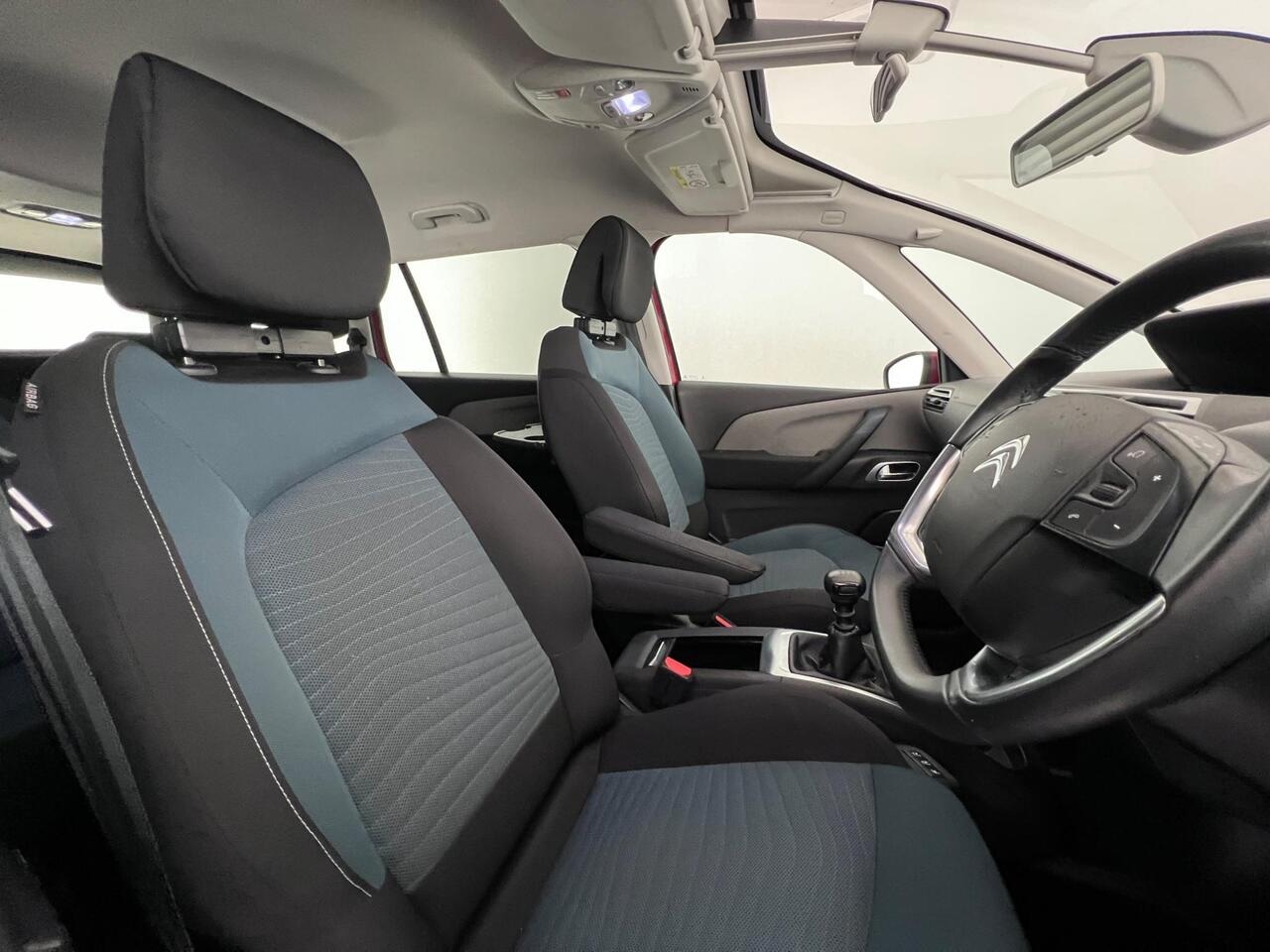 Citroen Grand C4 SpaceTourer thumbnail Seat Driver
