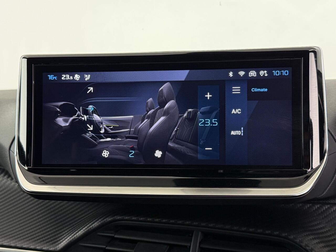 Peugeot 2008 thumbnail Infotainment System