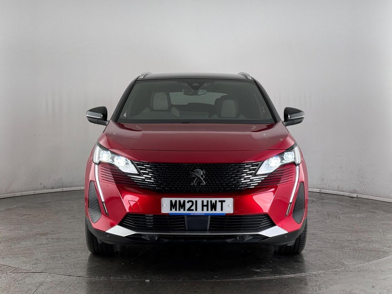 Peugeot 3008 thumbnail Front