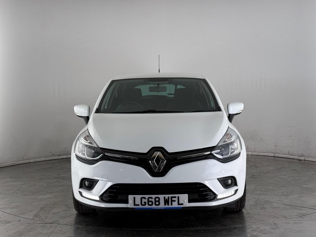 Renault Clio thumbnail Front