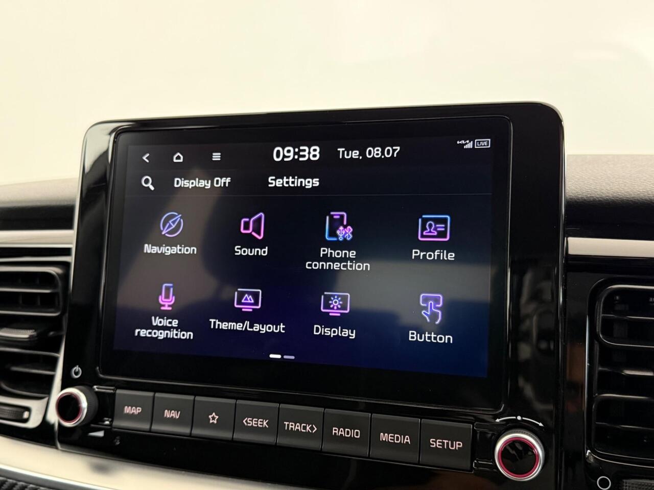 Kia Stonic thumbnail Infotainment System