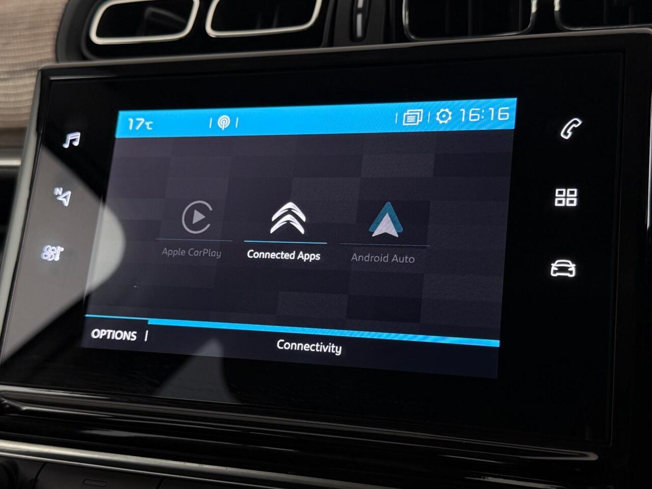 Citroen C3 thumbnail Infotainment System