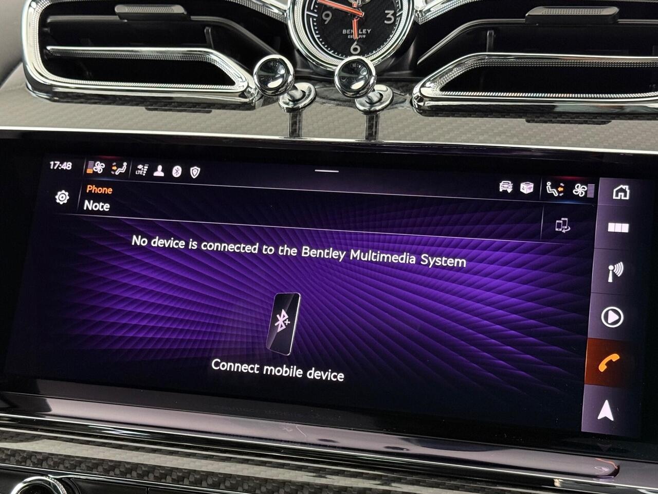 Bentley Bentayga thumbnail Infotainment System