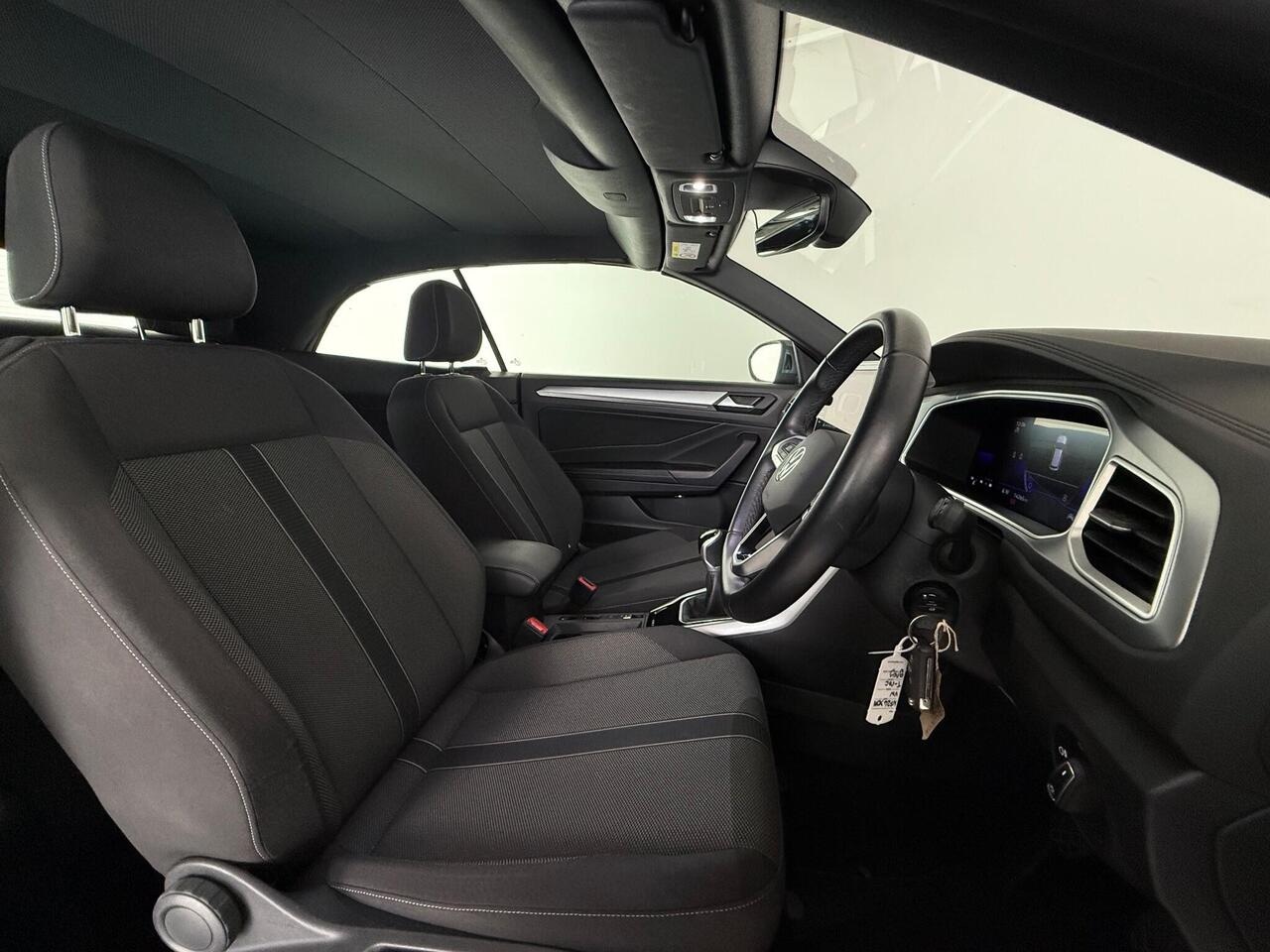 Volkswagen T-Roc thumbnail Seat Driver