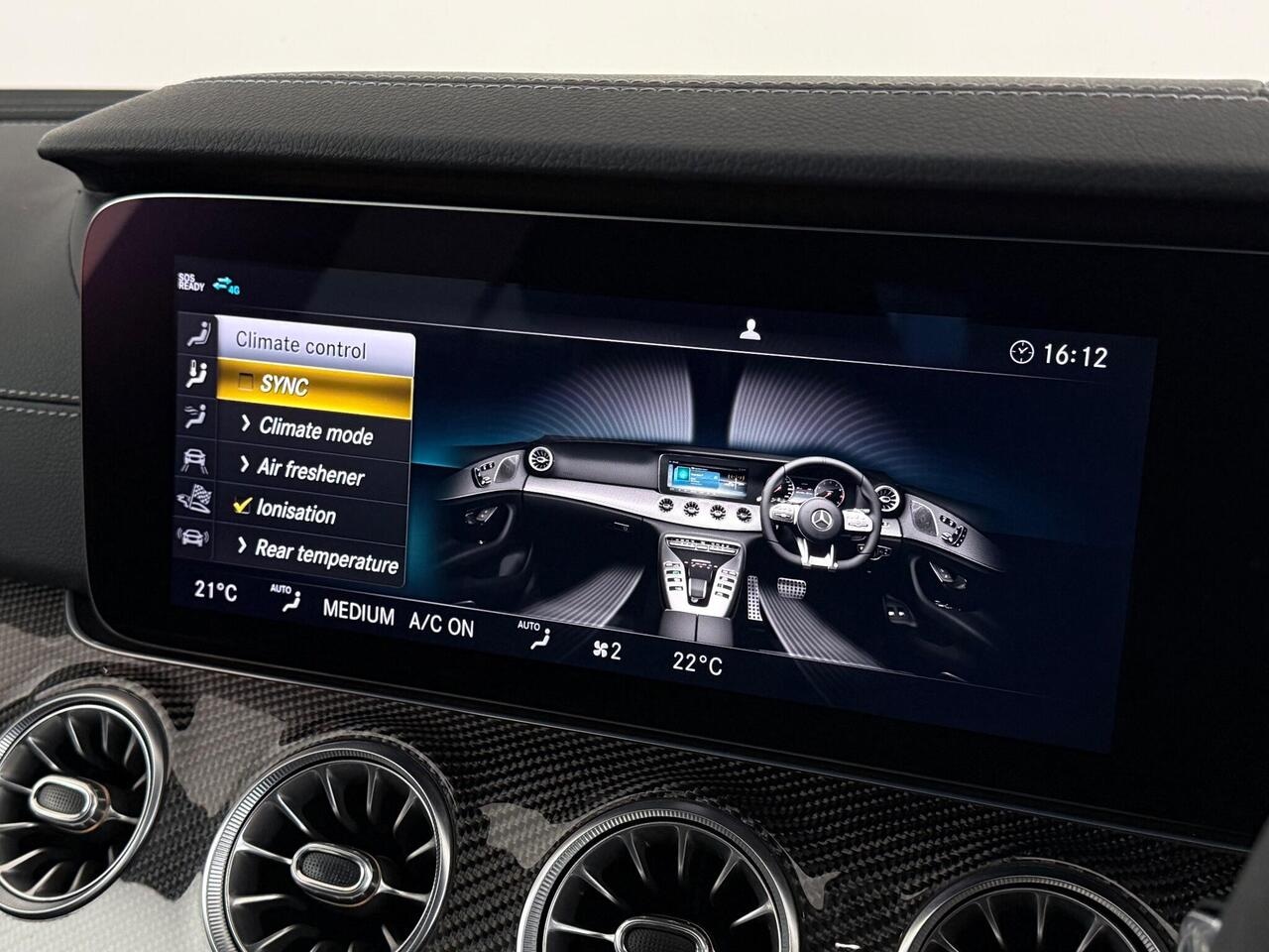 Mercedes-Benz AMG GT thumbnail Infotainment System