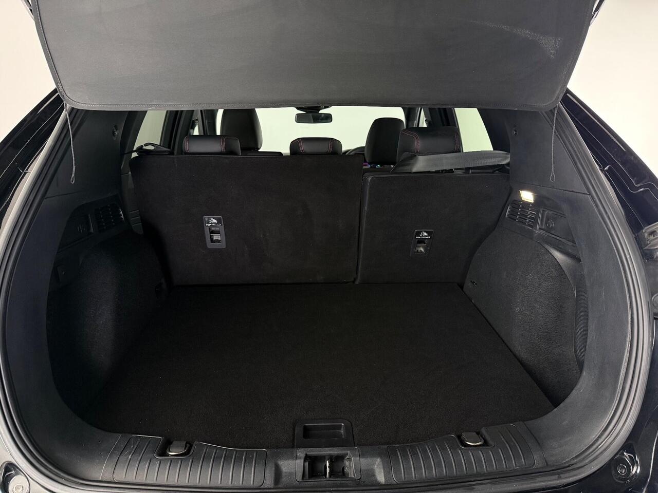 Ford Kuga thumbnail Boot