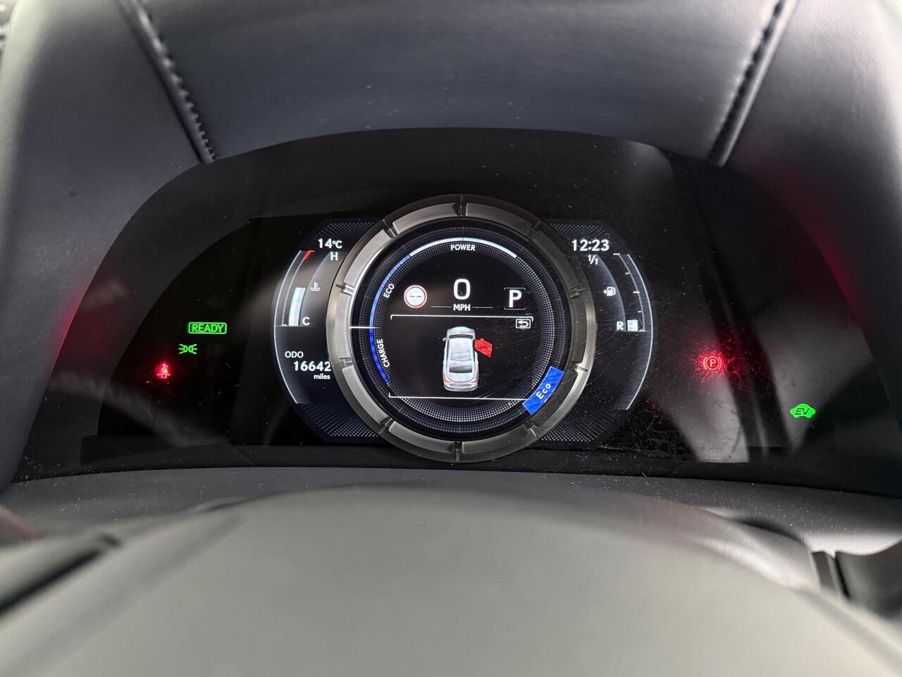 Lexus ES thumbnail Driver Instruments
