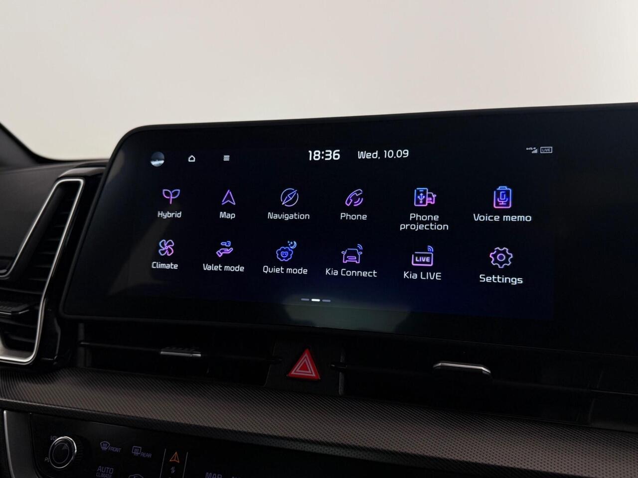 Kia Sportage thumbnail Infotainment System