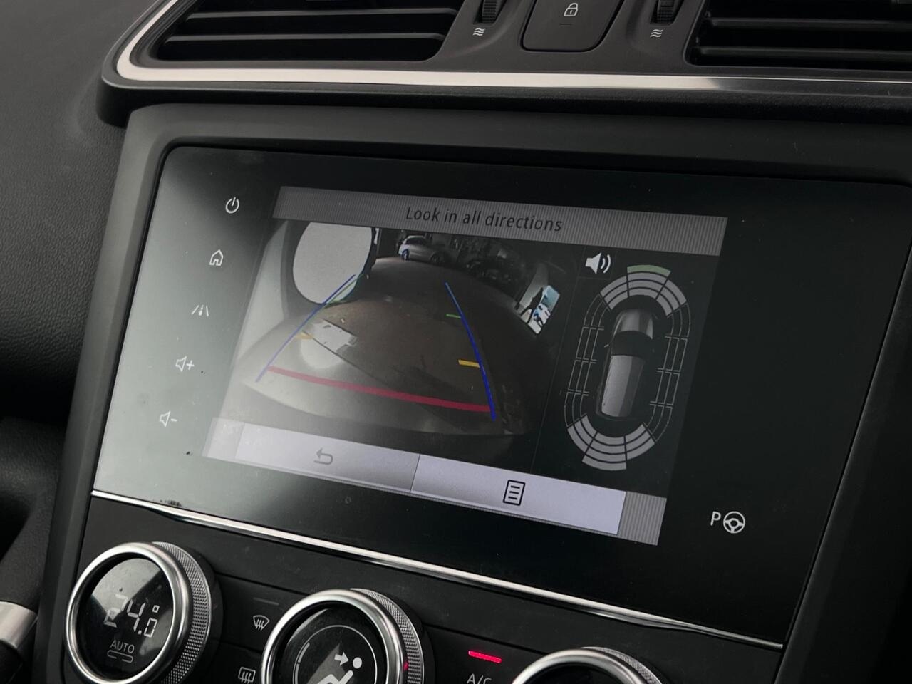 Renault Kadjar thumbnail Infotainment System