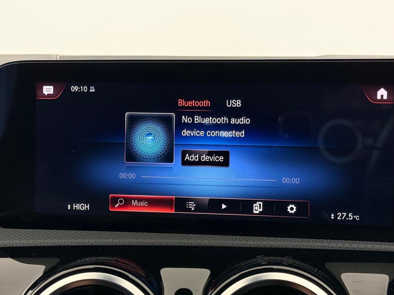 Mercedes-Benz A Class thumbnail Infotainment System