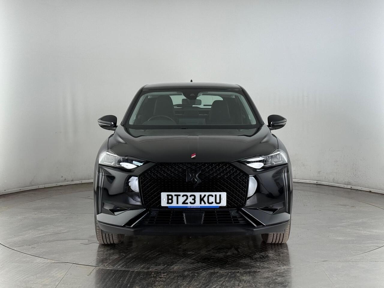 DS AUTOMOBILES DS 3 thumbnail Front