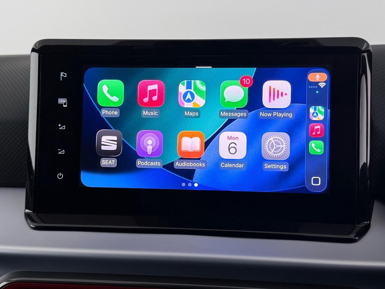 SEAT Ibiza thumbnail Infotainment System