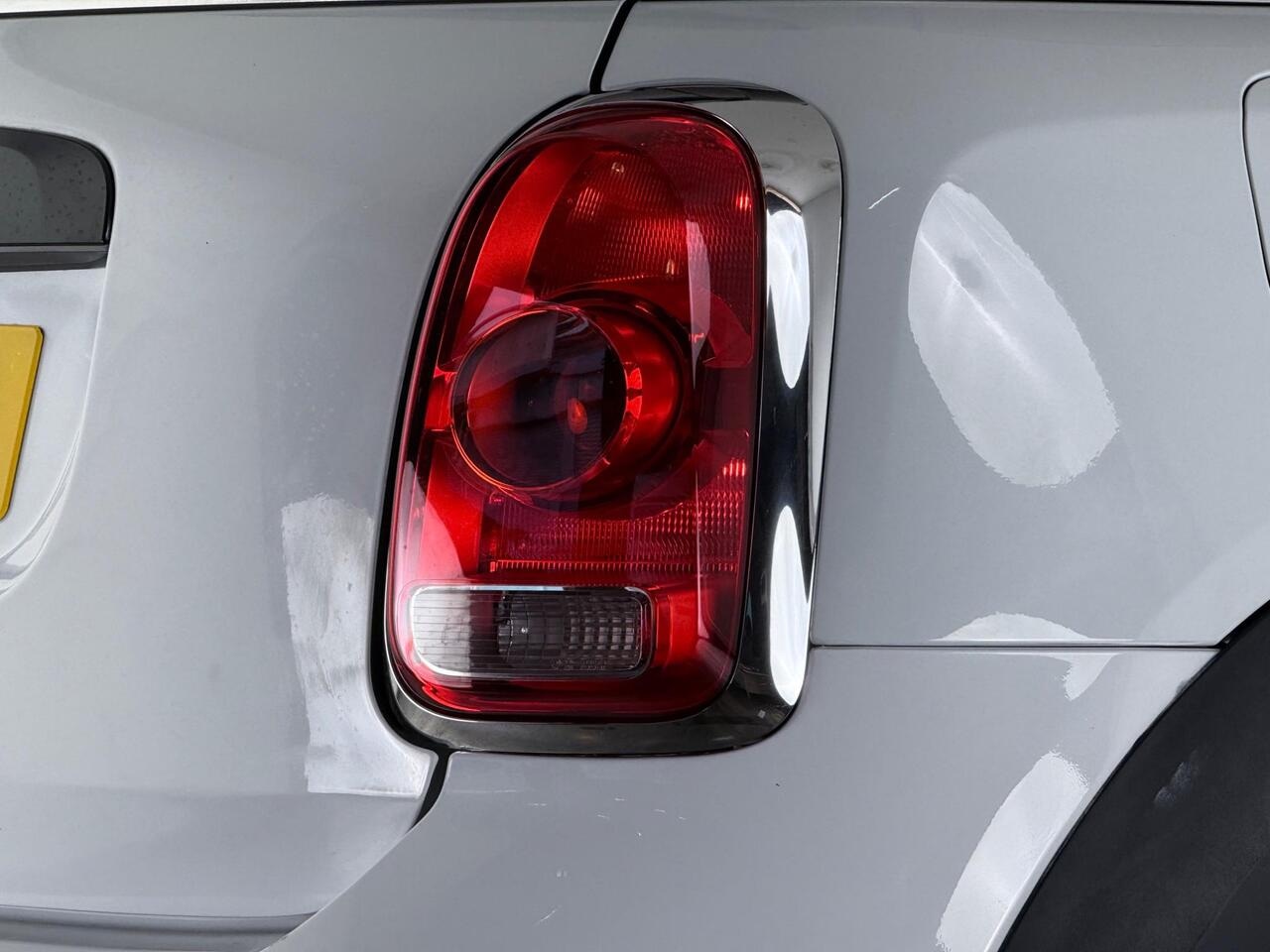 MINI Countryman thumbnail Lights Rear
