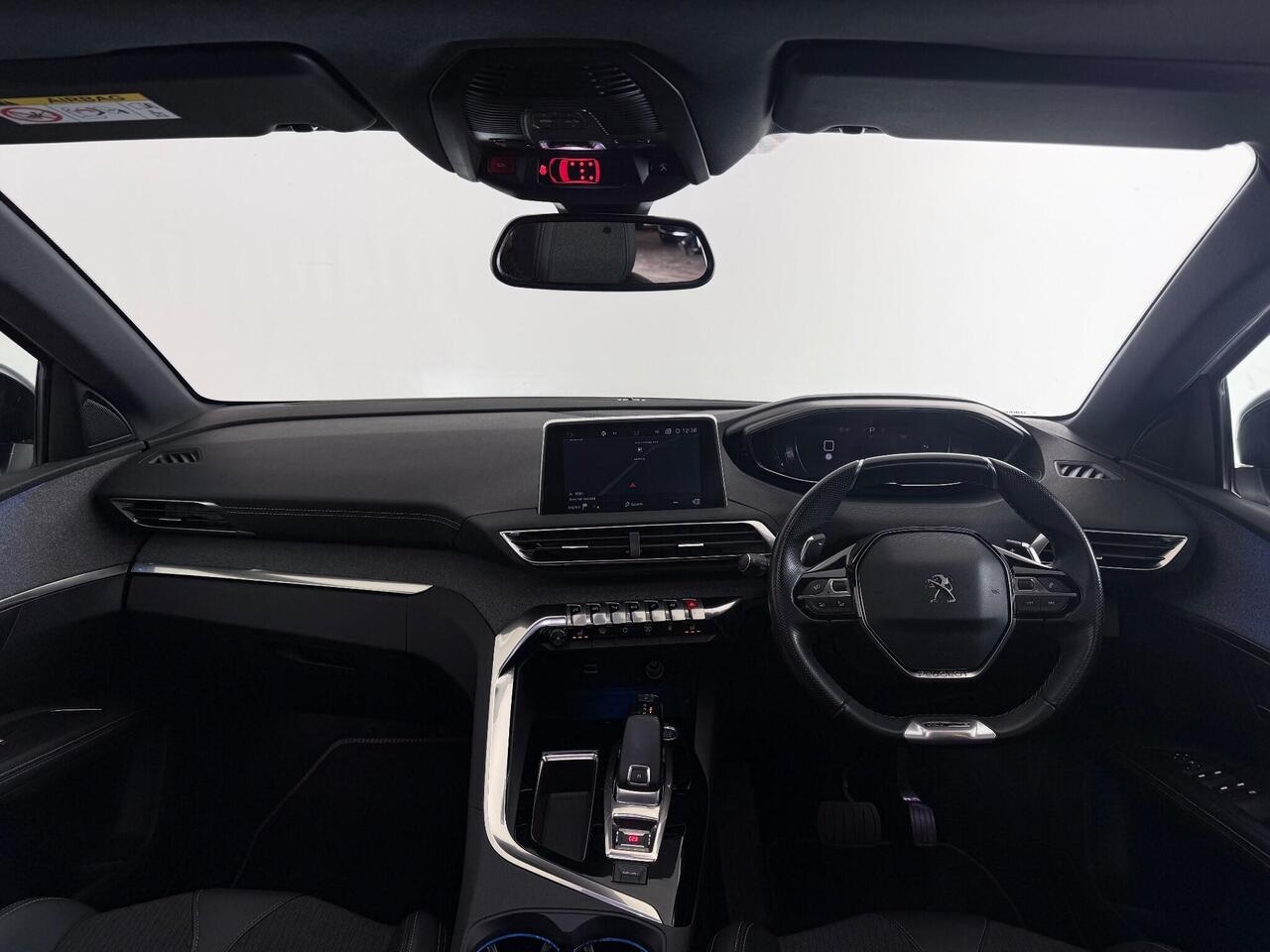 Peugeot 5008 thumbnail Interior Front