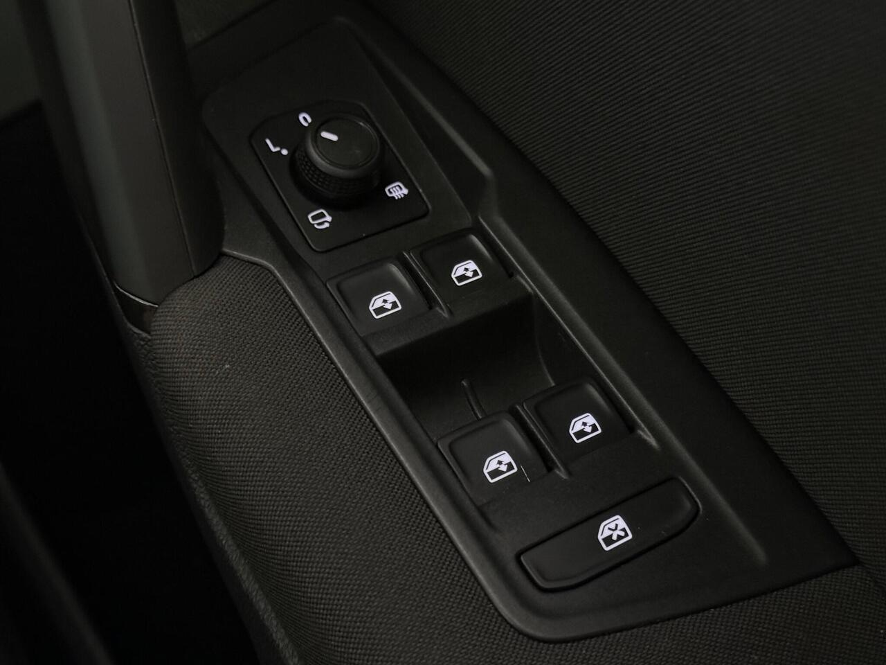 Volkswagen Tiguan thumbnail Misc Controls