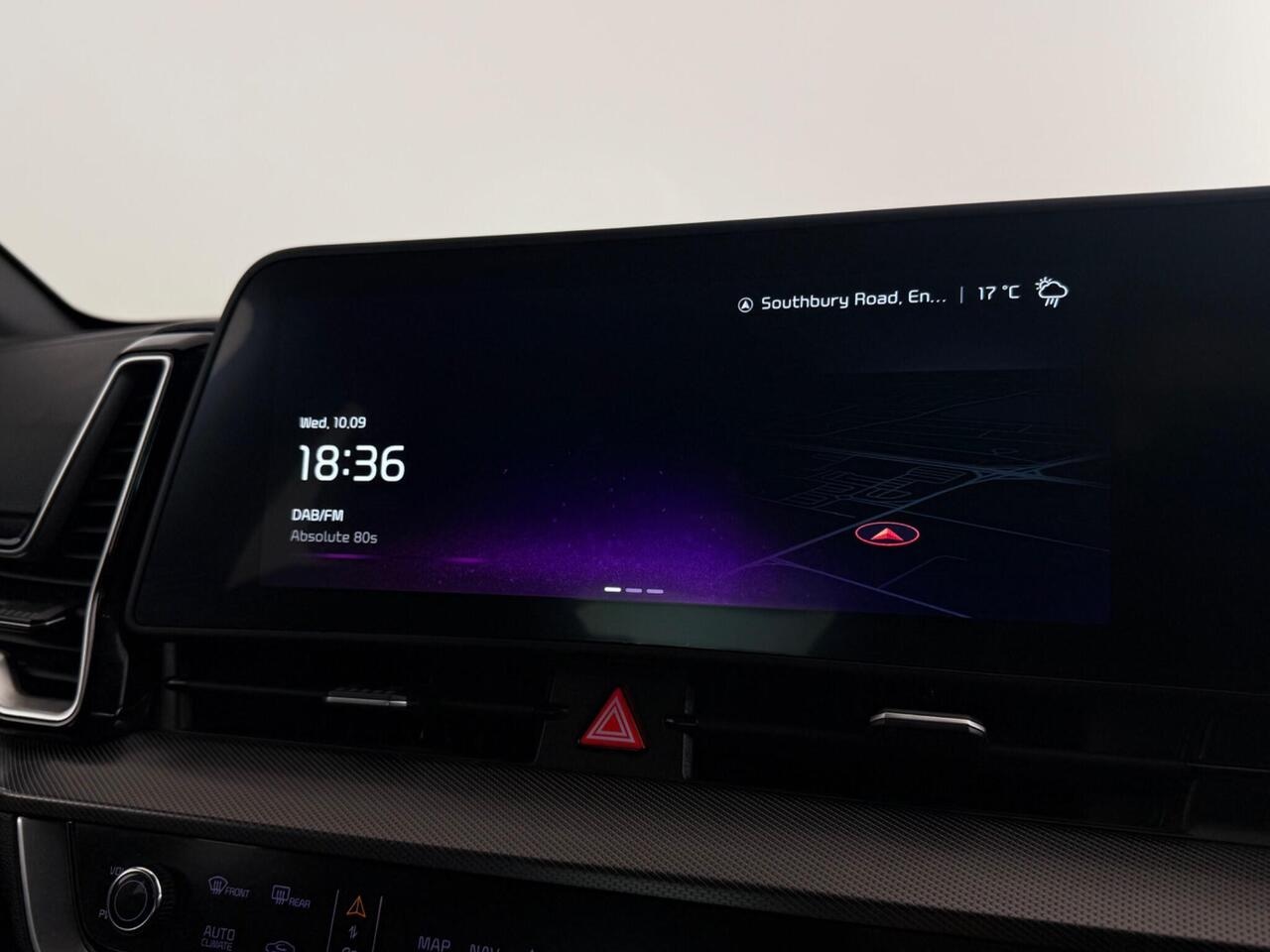 Kia Sportage thumbnail Infotainment System