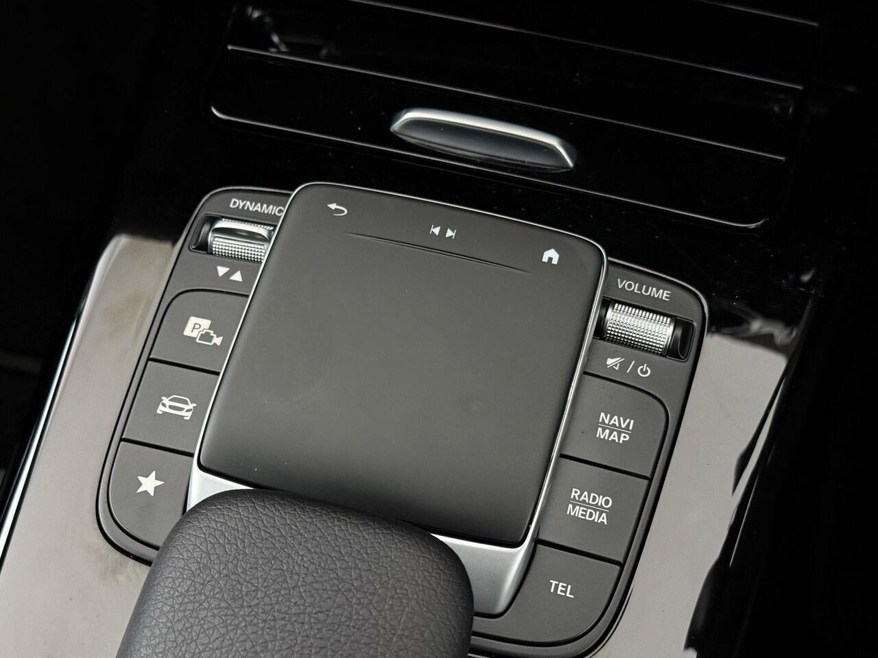 Mercedes-Benz A Class thumbnail Misc Controls