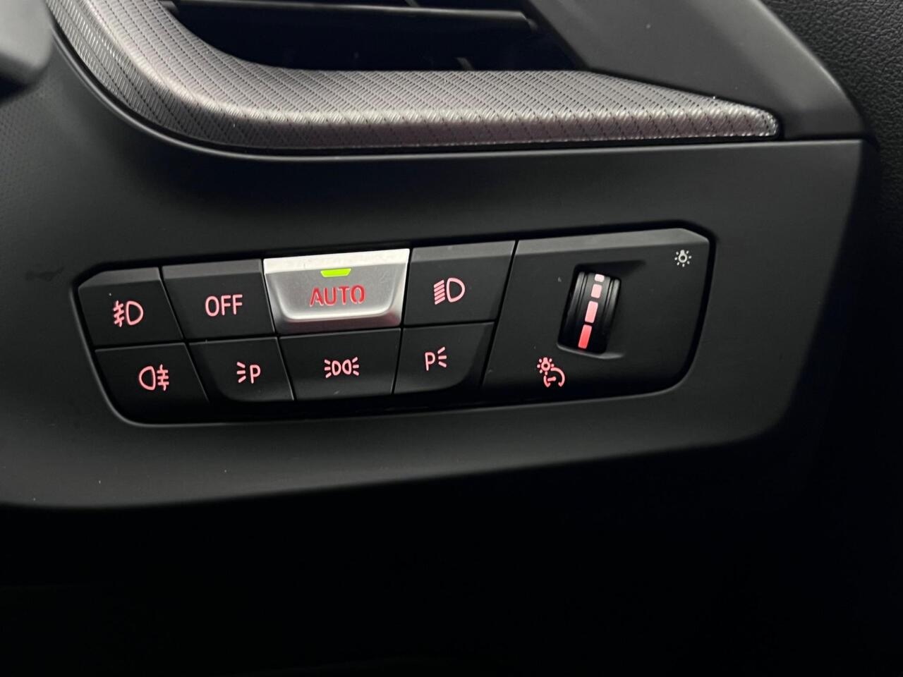 BMW 2 Series Gran Coupe thumbnail Misc Controls