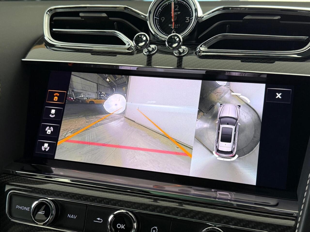 Bentley Bentayga thumbnail Infotainment System