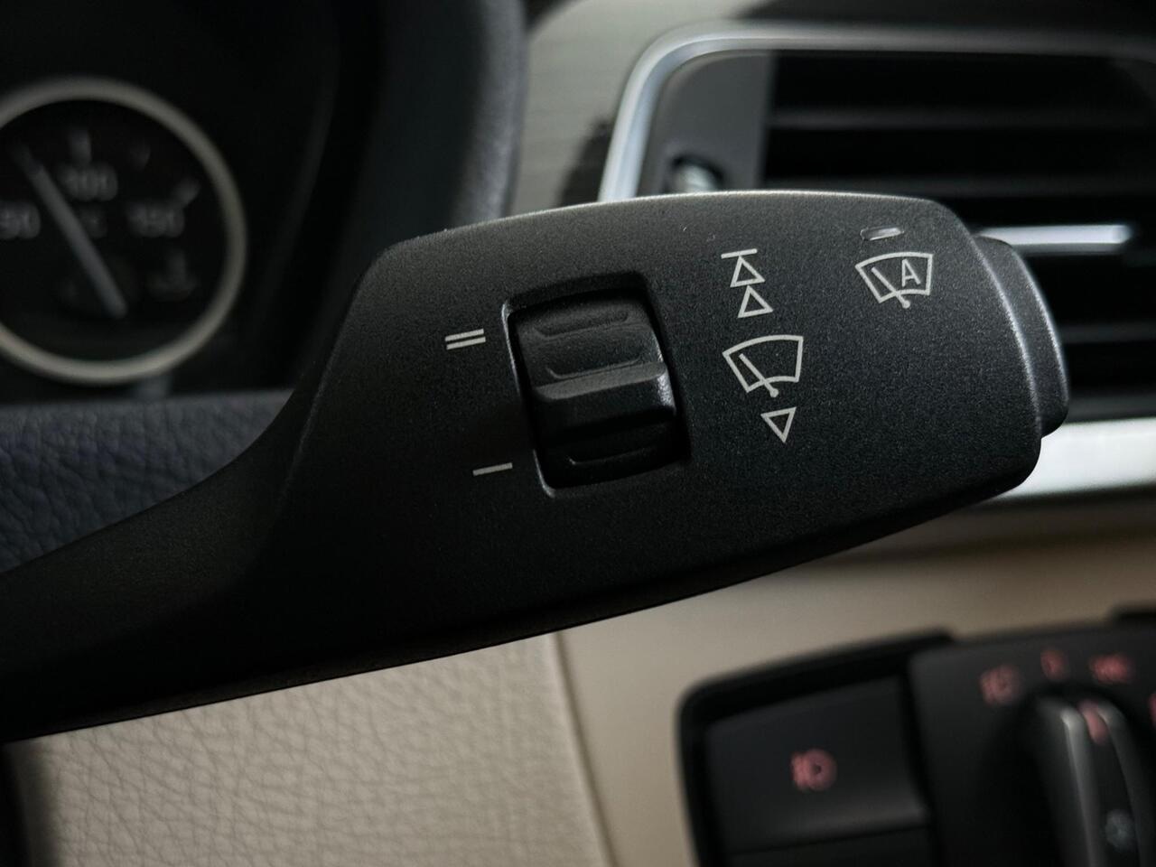 BMW 3 Series thumbnail Misc Controls