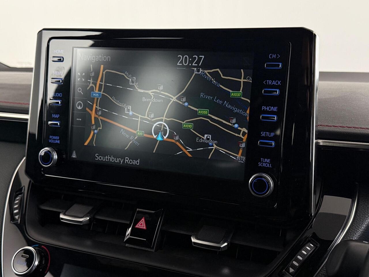 Toyota Corolla thumbnail Infotainment System