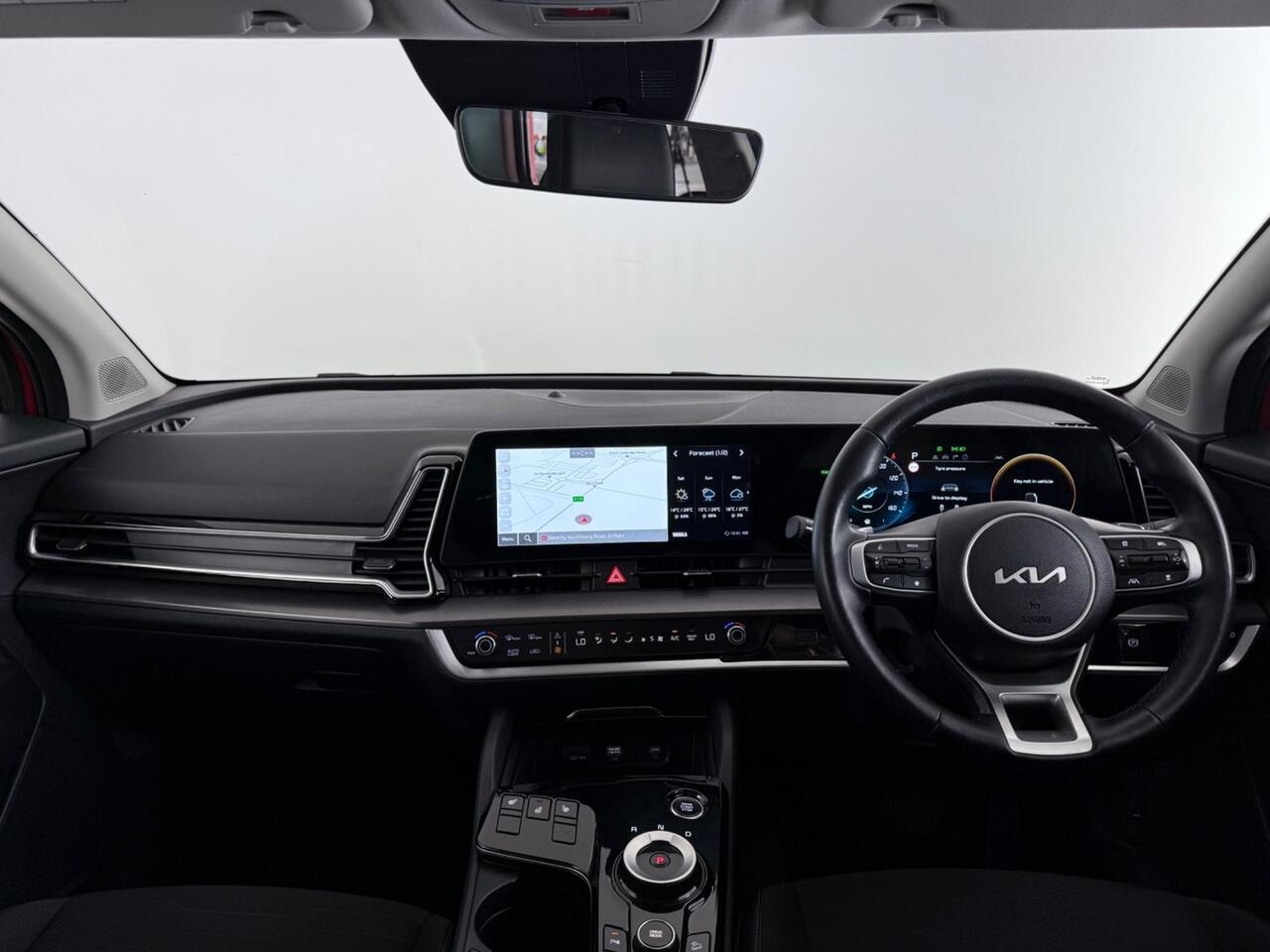 Kia Sportage thumbnail Infotainment System