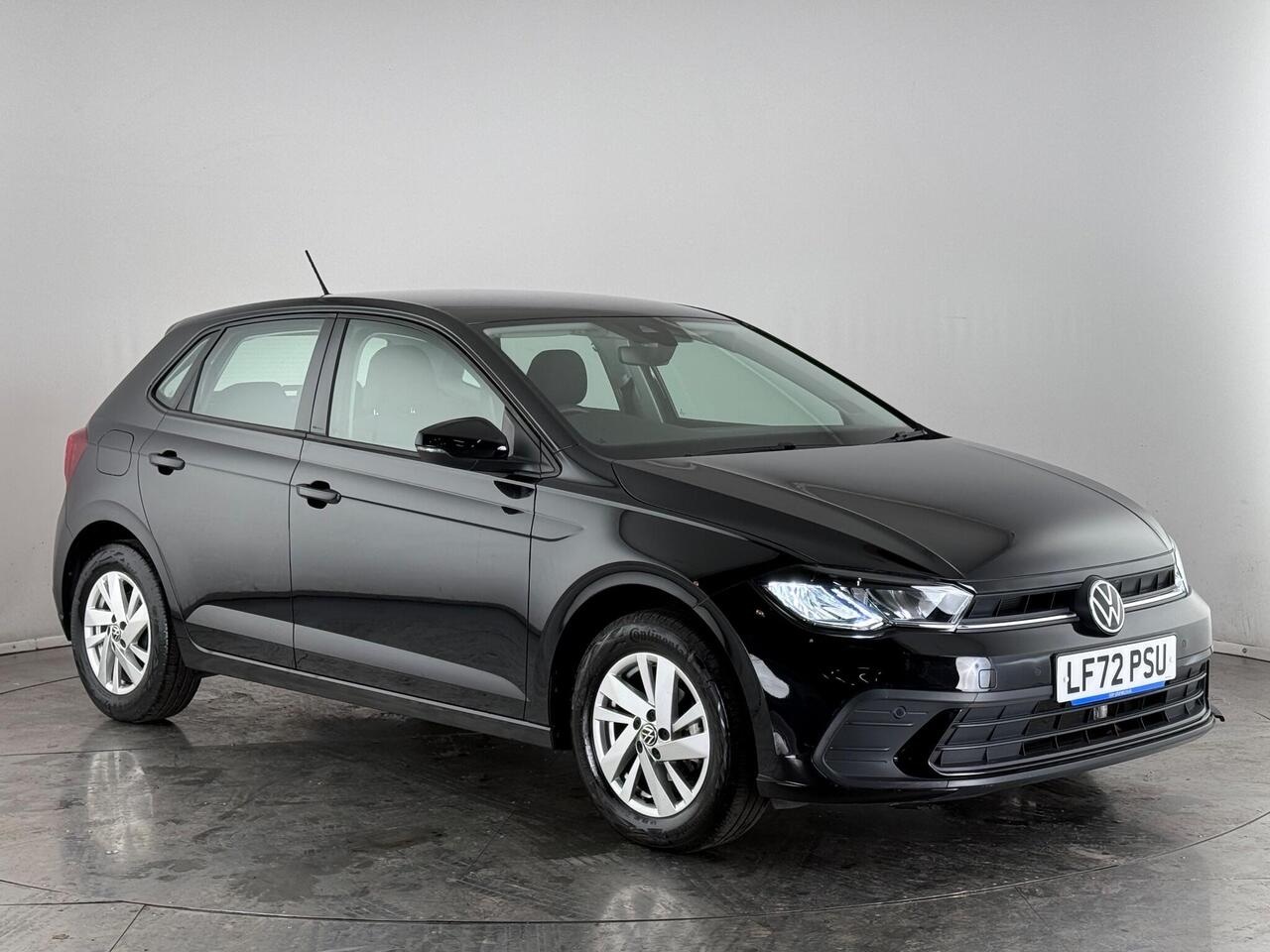 Volkswagen Polo thumbnail Front Right