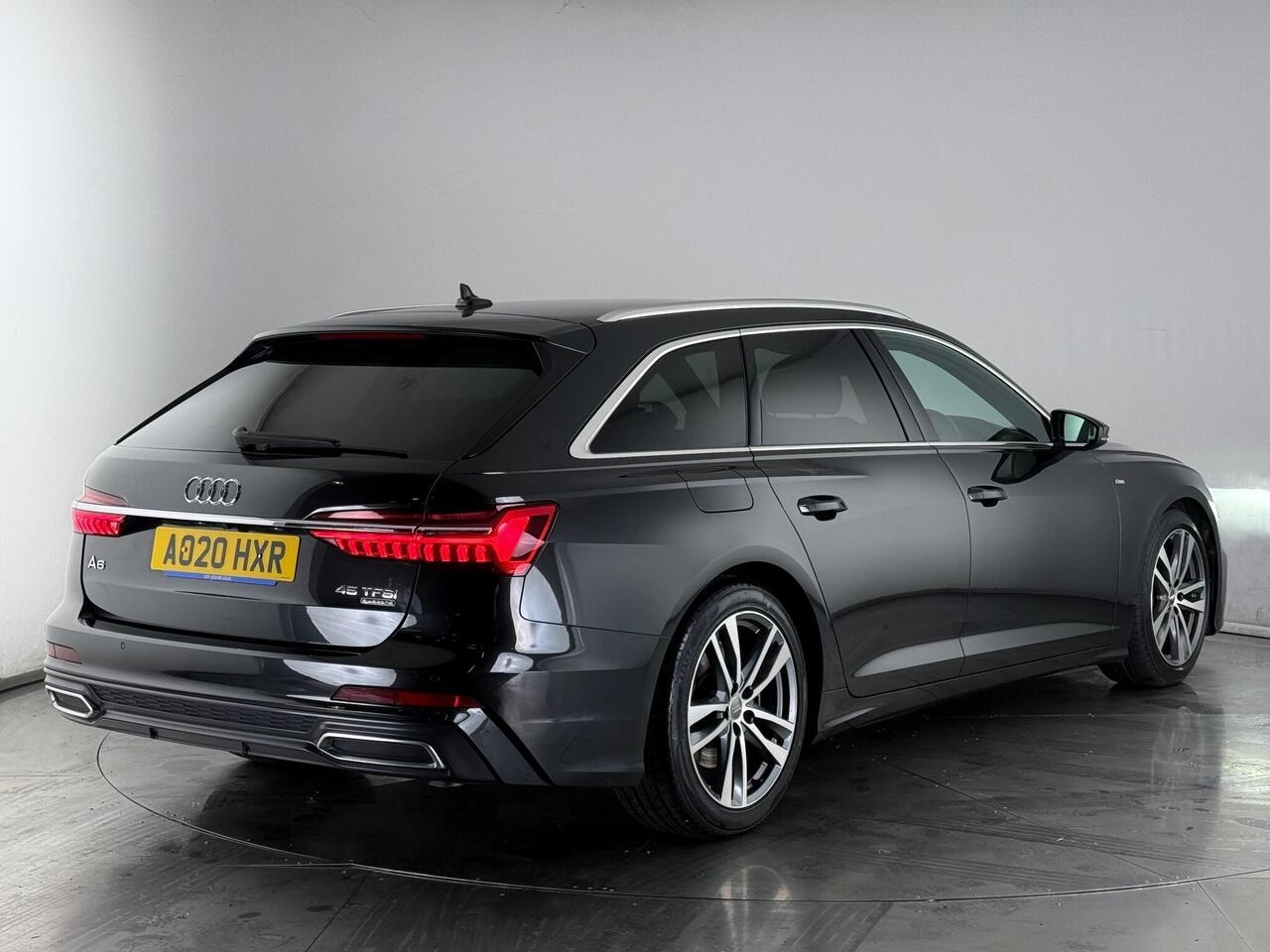 Audi A6 Avant thumbnail Rear Right