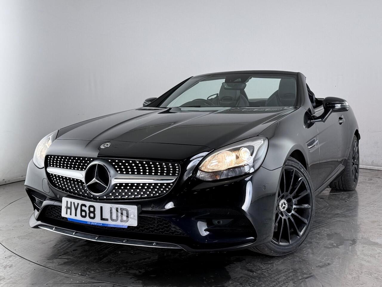 Mercedes-Benz SLC thumbnail Front Left