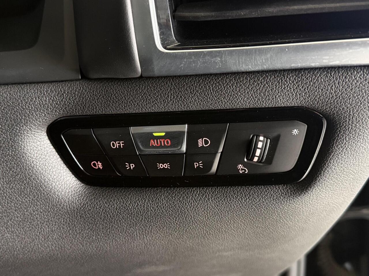 BMW 8 Series thumbnail Misc Controls