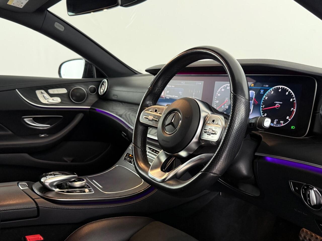 Mercedes-Benz E Class thumbnail Interior Front