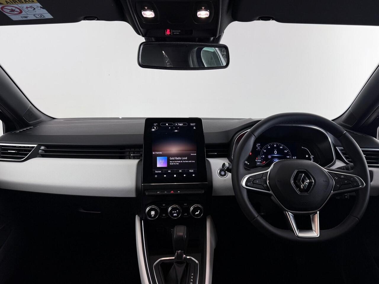 Renault Clio thumbnail Interior Front