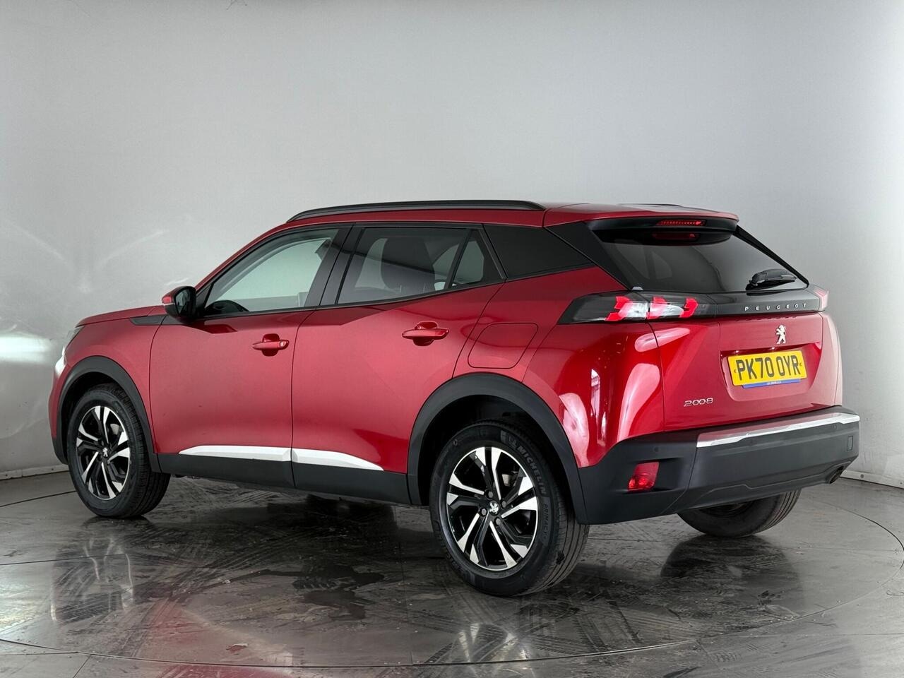 Peugeot 2008 thumbnail Rear Left