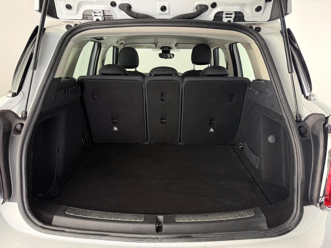 MINI Countryman thumbnail Boot